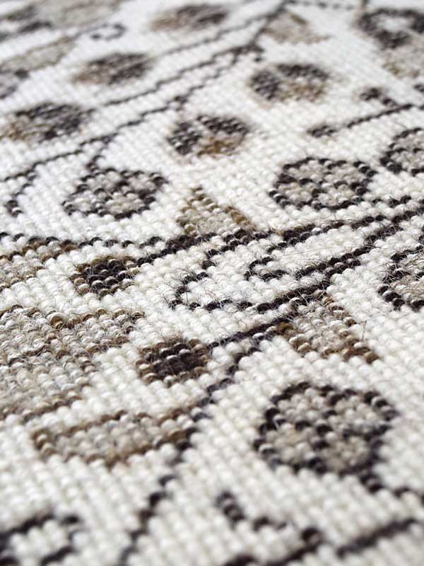 画像: トルコ手織りウール絨毯 玄関マットサイズ AC-226