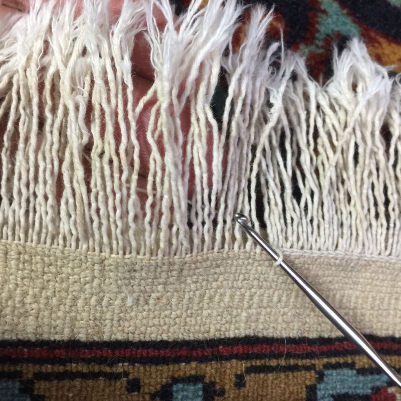 画像1: 手織り絨毯の房修理